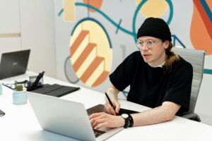 graphic design virtual assistant