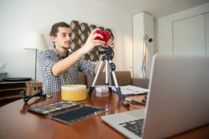 social media virtual assistant